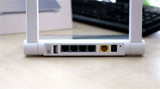 5g/4g工業(yè)路由網(wǎng)關(guān)