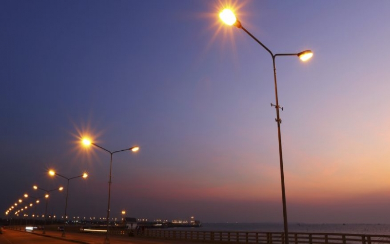 燈桿網(wǎng)關應用為何如此廣泛？